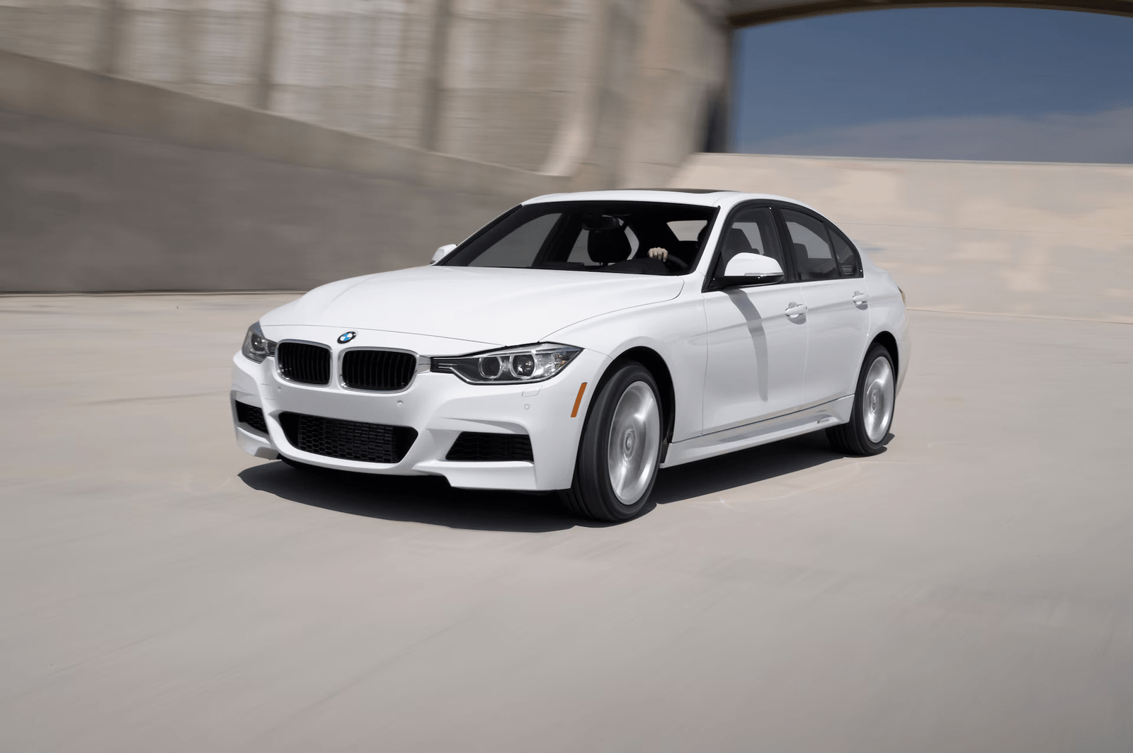 What happened to the BMW 335Li that wouldn’t start after being parked overnight?
